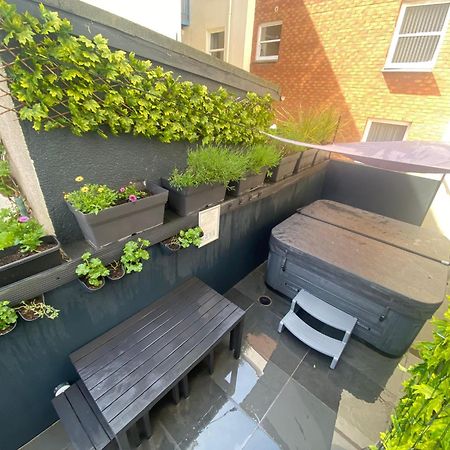 3 The View Apartments Ilfracombe - Hot Tub, Parking, Lift, Ev Εξωτερικό φωτογραφία