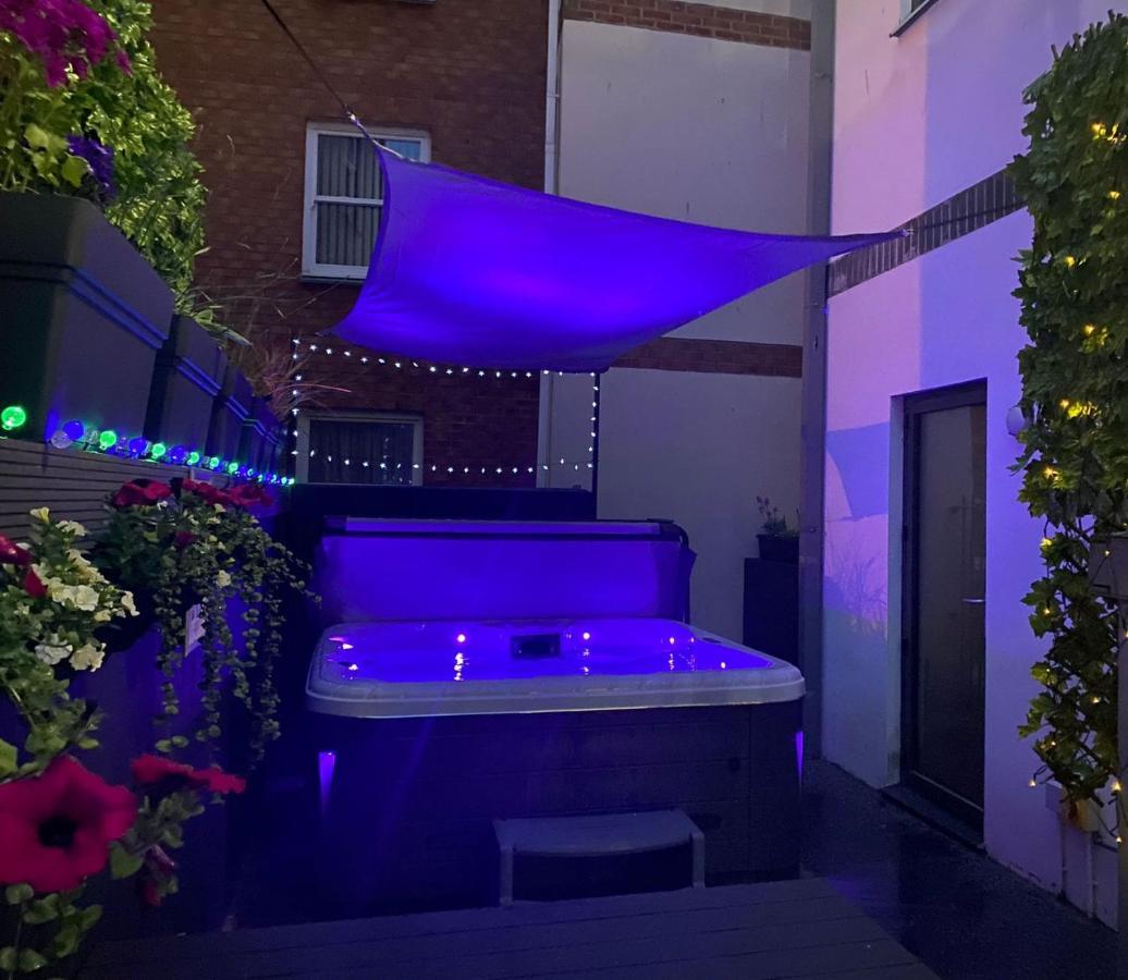 3 The View Apartments Ilfracombe - Hot Tub, Parking, Lift, Ev Εξωτερικό φωτογραφία