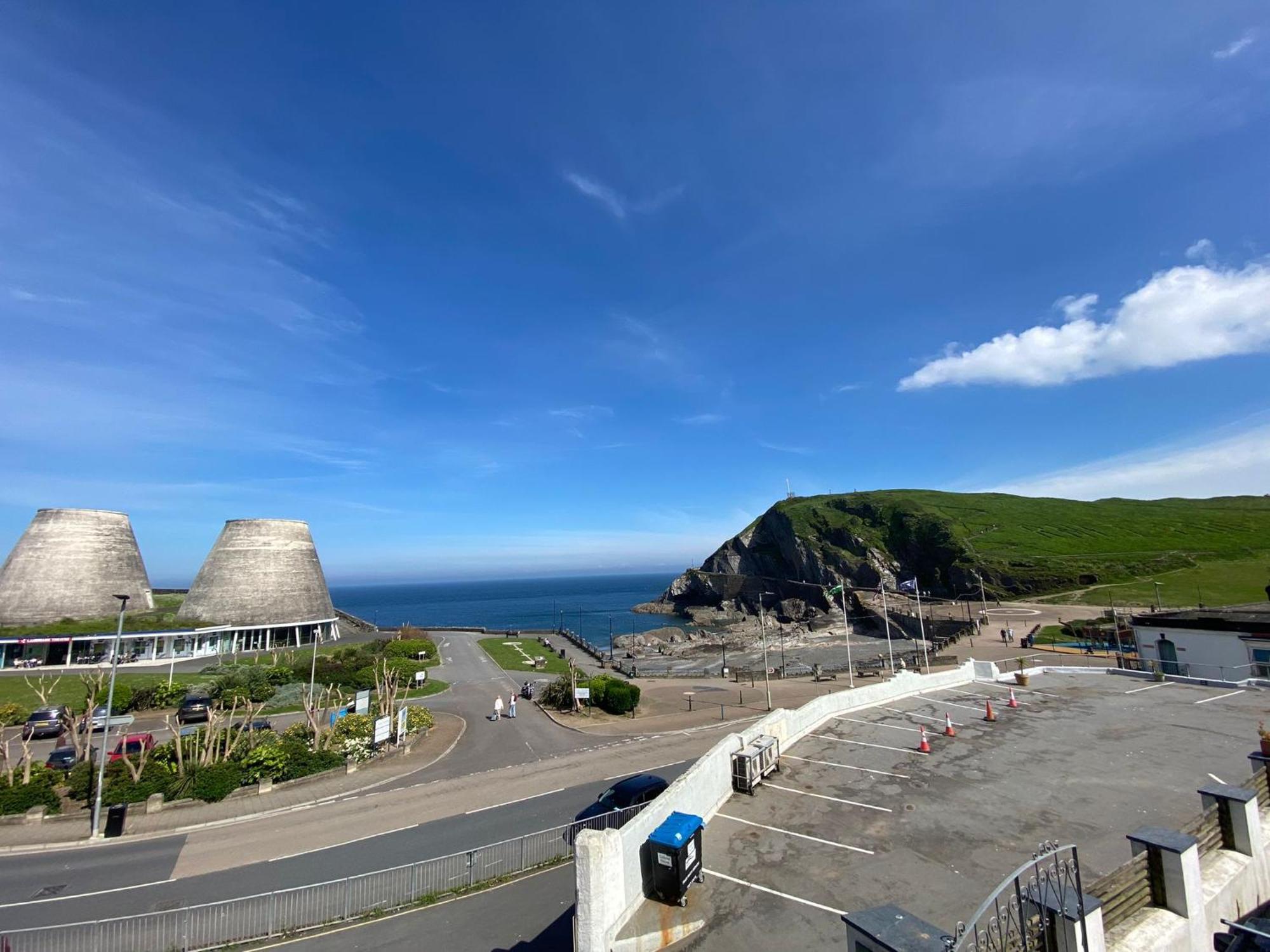 3 The View Apartments Ilfracombe - Hot Tub, Parking, Lift, Ev Εξωτερικό φωτογραφία