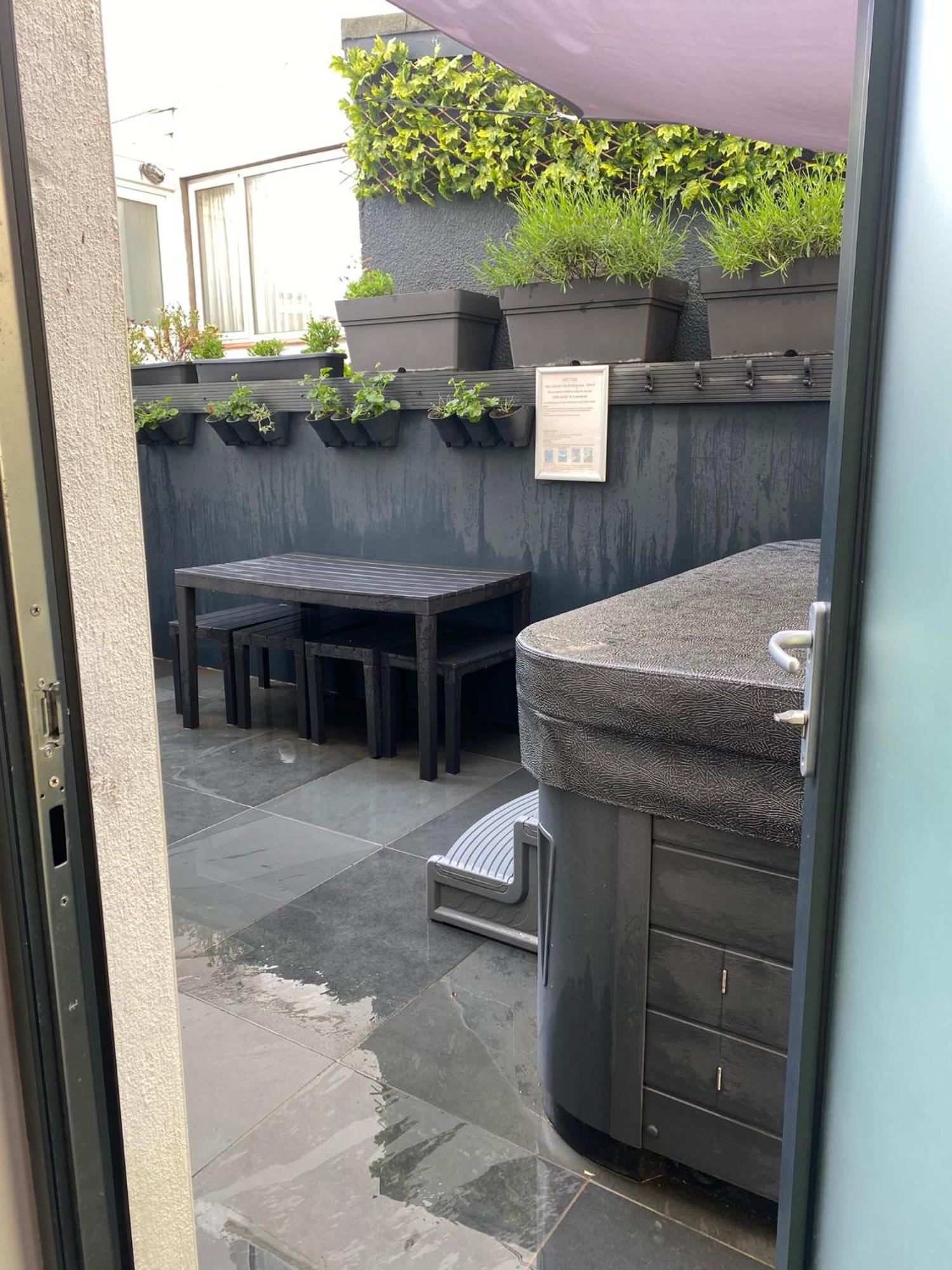 3 The View Apartments Ilfracombe - Hot Tub, Parking, Lift, Ev Εξωτερικό φωτογραφία