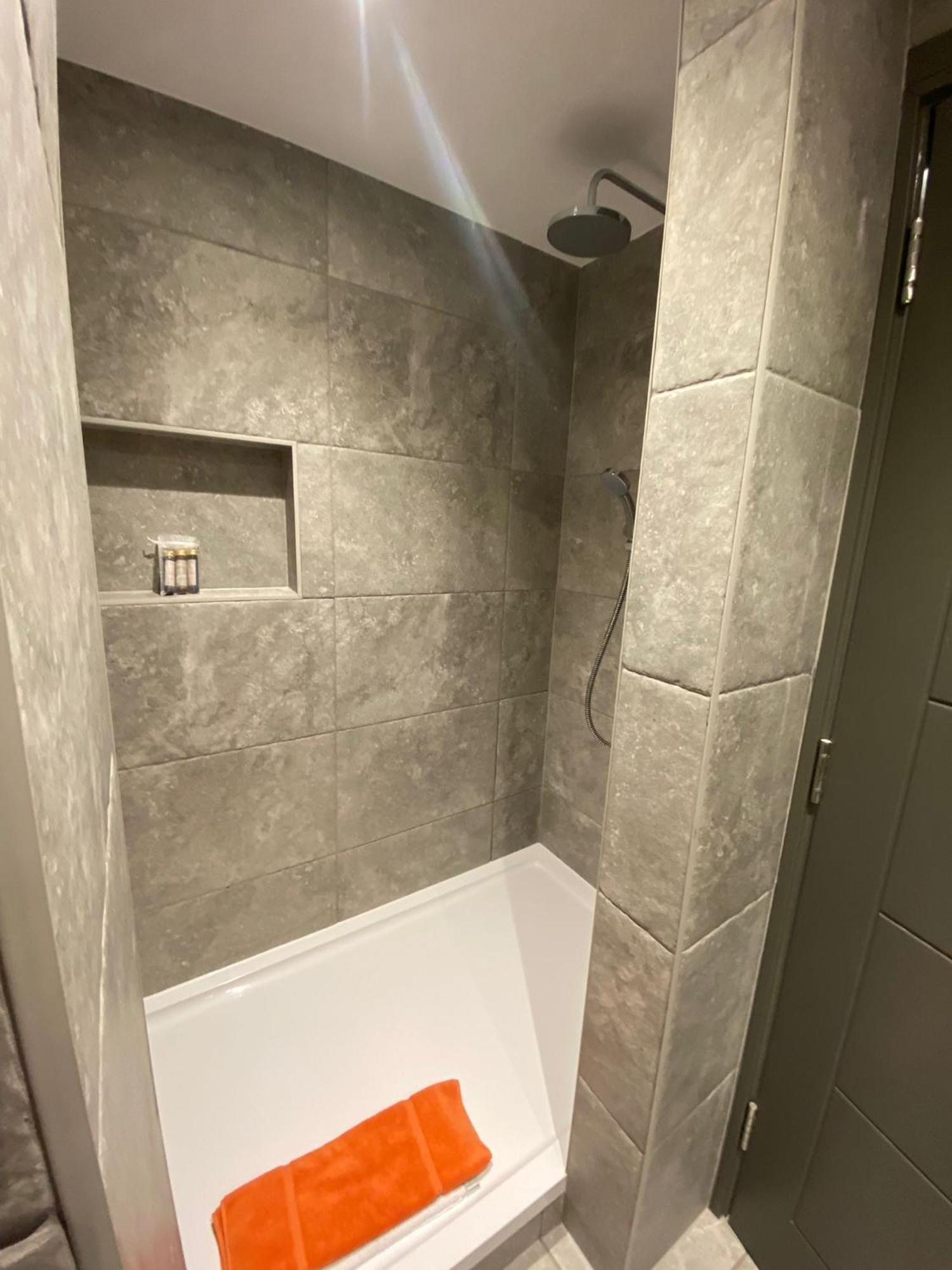3 The View Apartments Ilfracombe - Hot Tub, Parking, Lift, Ev Εξωτερικό φωτογραφία