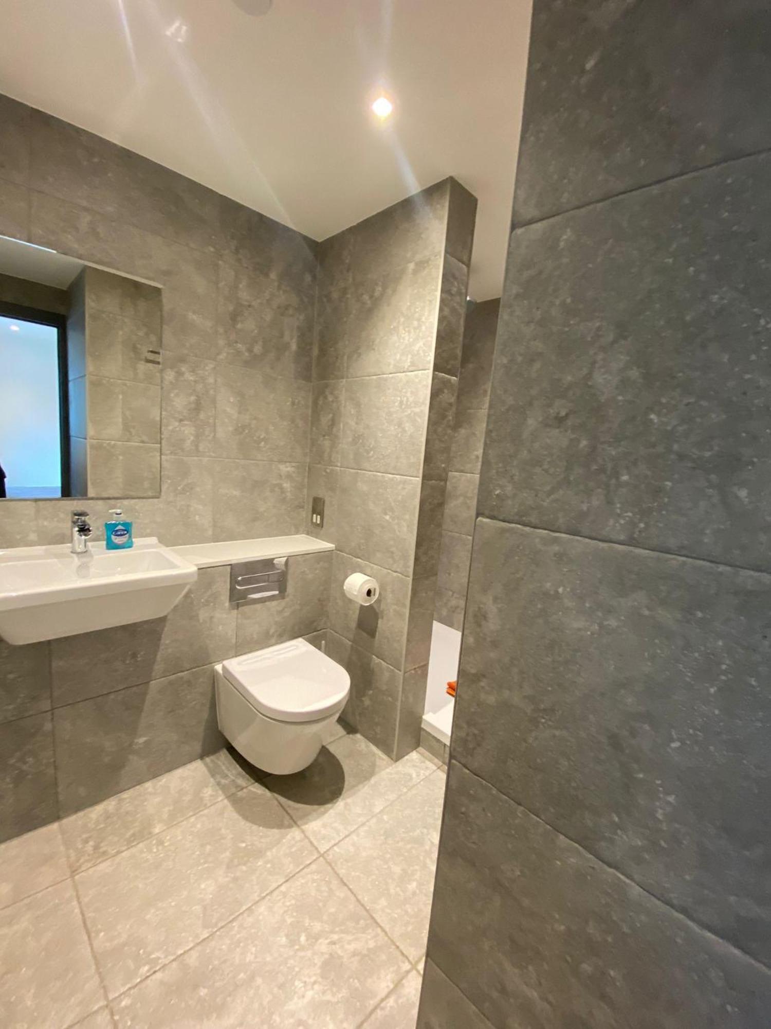 3 The View Apartments Ilfracombe - Hot Tub, Parking, Lift, Ev Εξωτερικό φωτογραφία