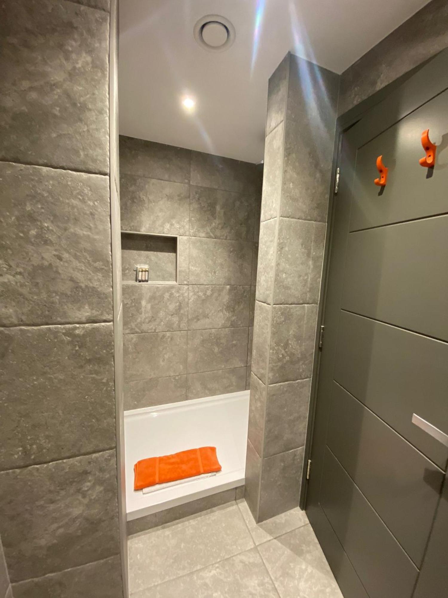 3 The View Apartments Ilfracombe - Hot Tub, Parking, Lift, Ev Εξωτερικό φωτογραφία