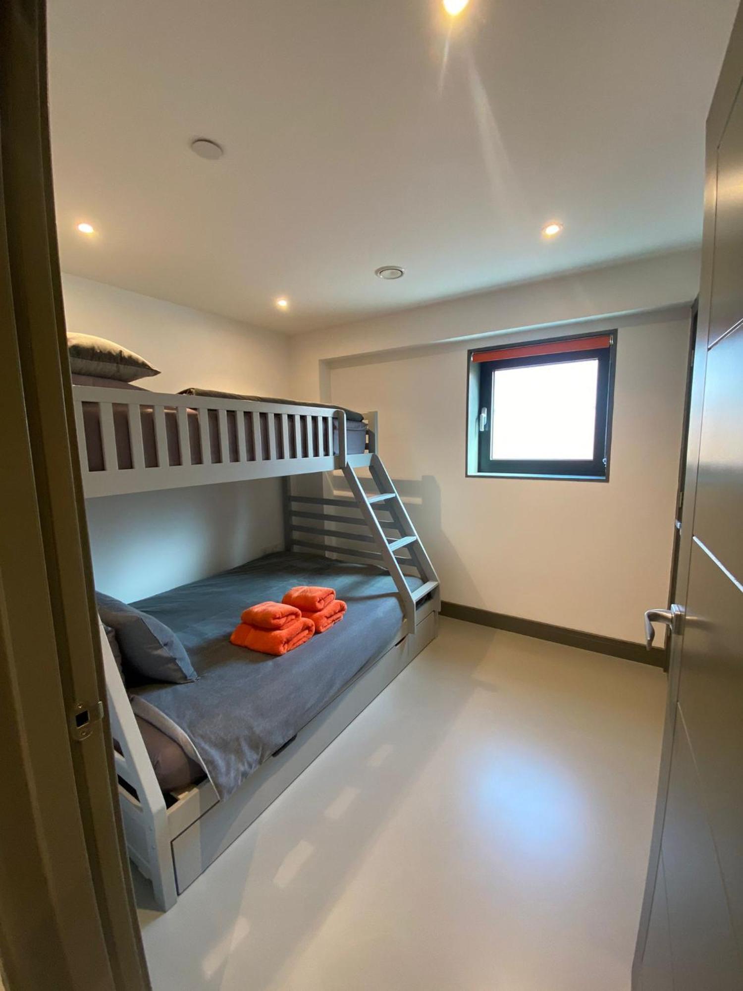 3 The View Apartments Ilfracombe - Hot Tub, Parking, Lift, Ev Εξωτερικό φωτογραφία