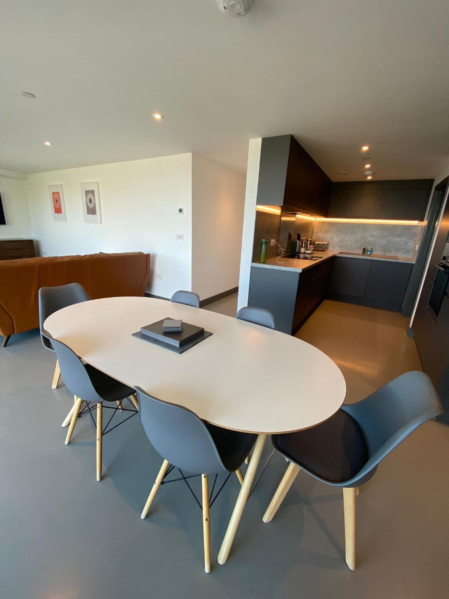 3 The View Apartments Ilfracombe - Hot Tub, Parking, Lift, Ev Εξωτερικό φωτογραφία
