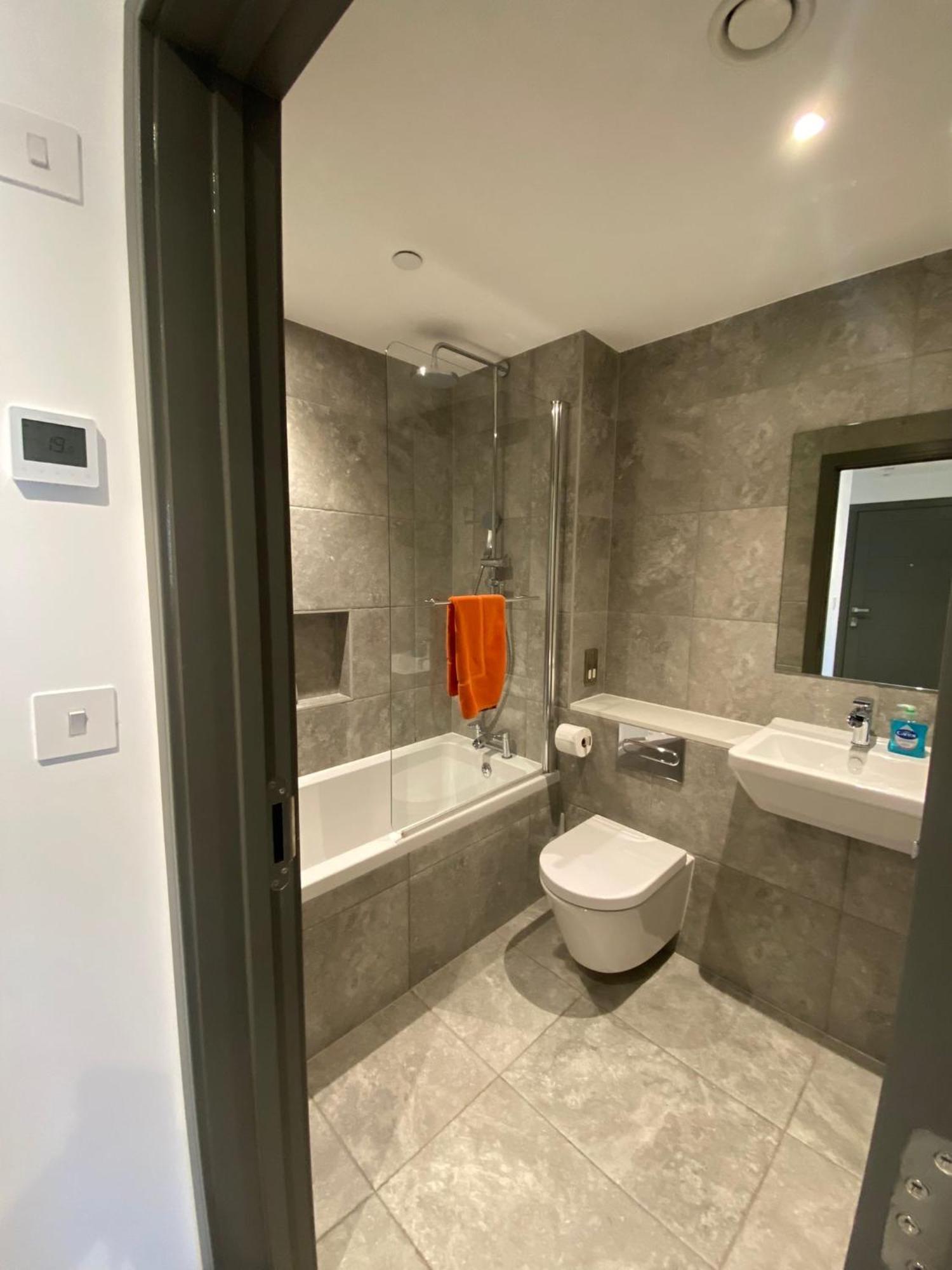 3 The View Apartments Ilfracombe - Hot Tub, Parking, Lift, Ev Εξωτερικό φωτογραφία